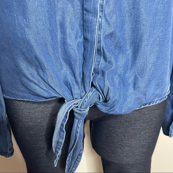 Harper Francesca's denim tie top NWT Small - Picture 5 of 8